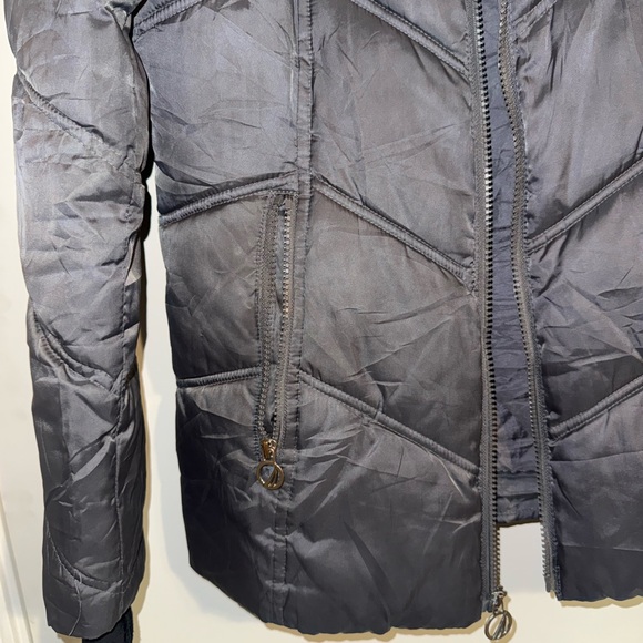 Nautica Women's Gray Puffer Jacket - Picture 6 of 8
